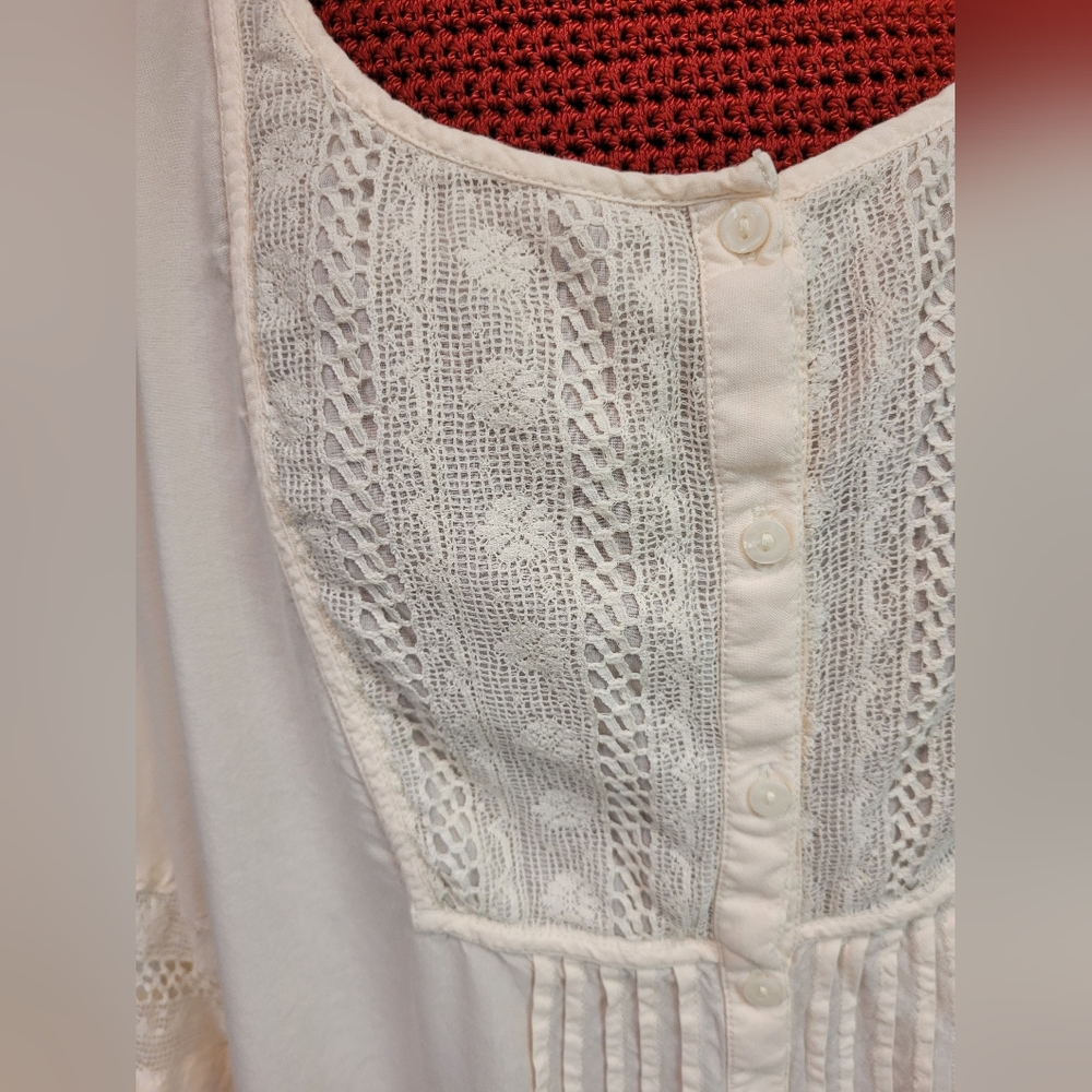 3  Boho blouses bundle - Picture 12 of 16